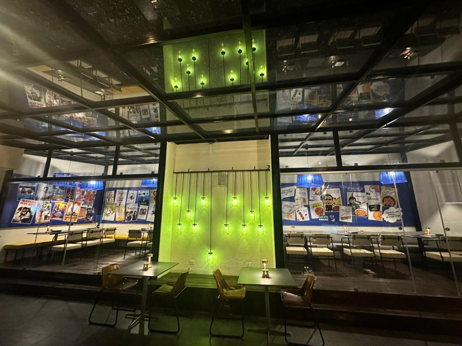拉杰果德马拉萨萨罗瓦尔酒店 外观 照片