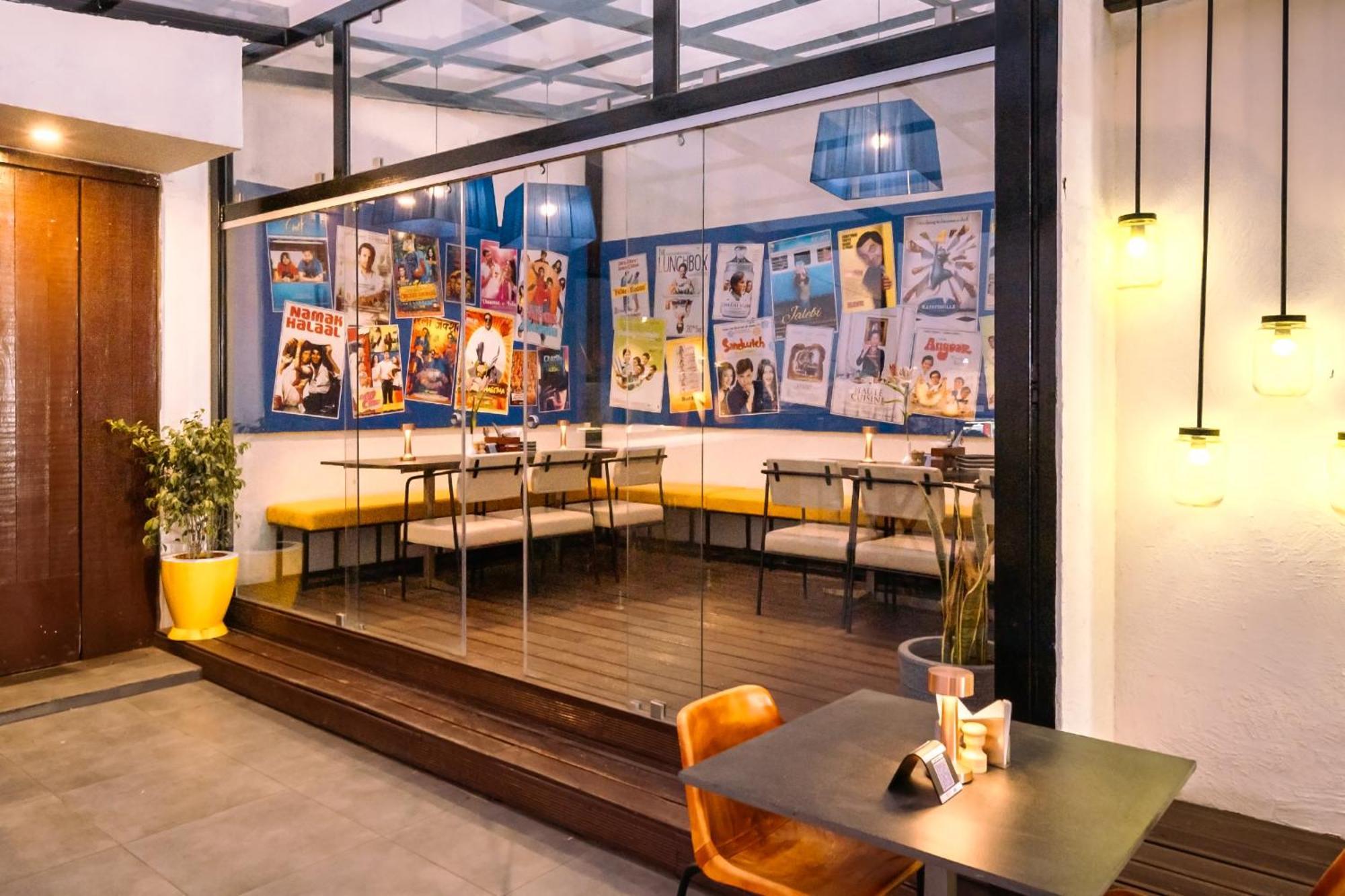 拉杰果德马拉萨萨罗瓦尔酒店 外观 照片